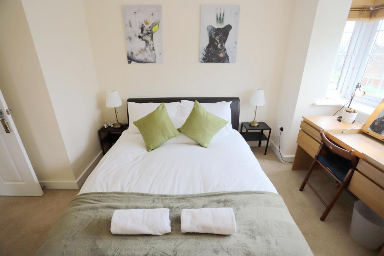 Easytravel Luxury Nec/Airport 3 Beds House Apartment Birmingham Exterior photo